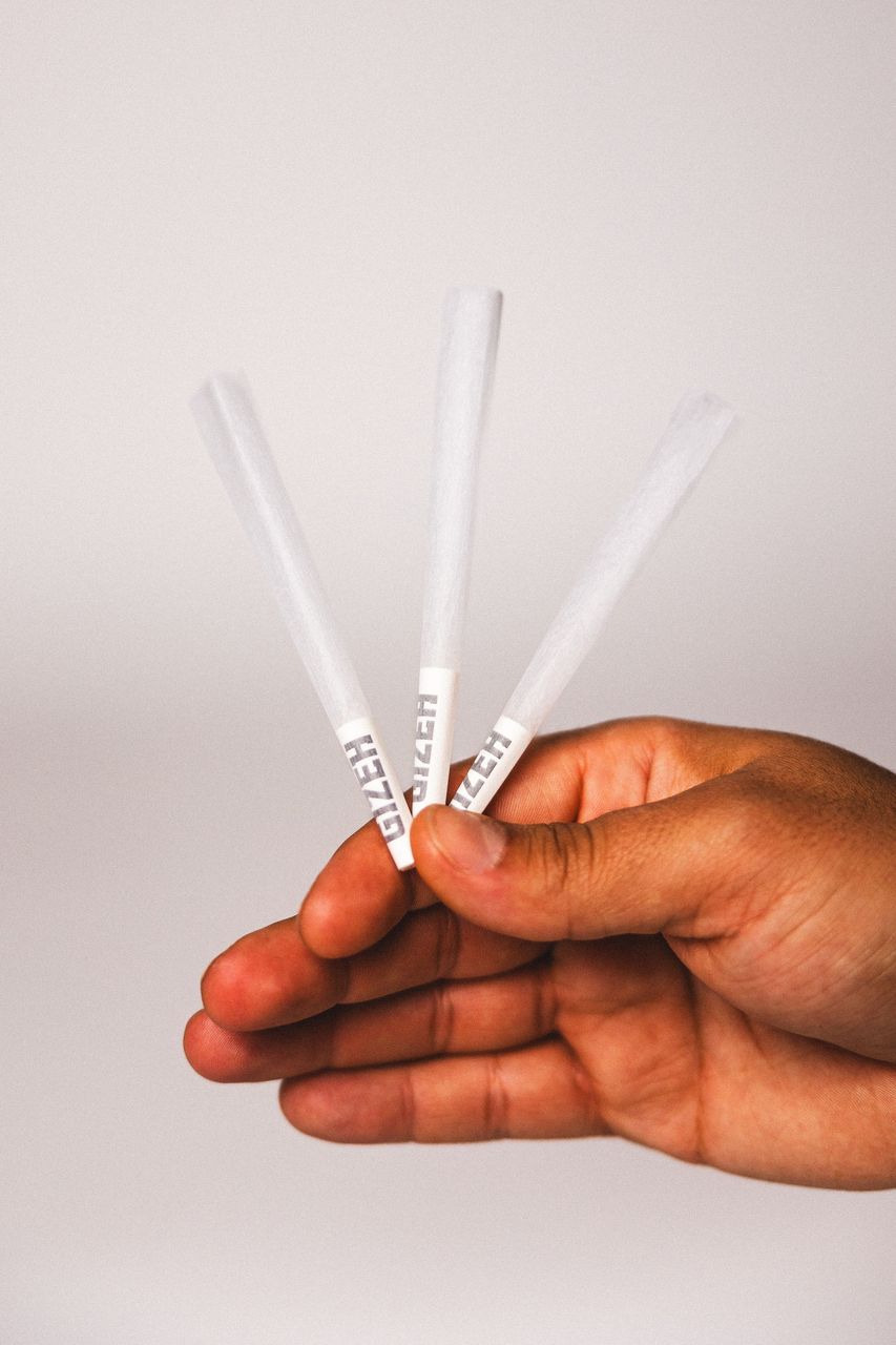 perforated cigarette filters VOVCIG Cigarette filters that remove tar and chemicals extend disposable cigarette  filters, suitable for normal and light cigarettes 5.5mm (100pcs) :  Amazon.com.be: Health & Personal Care